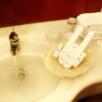 Weta International Hotel Surabaya Eksteriør bilde